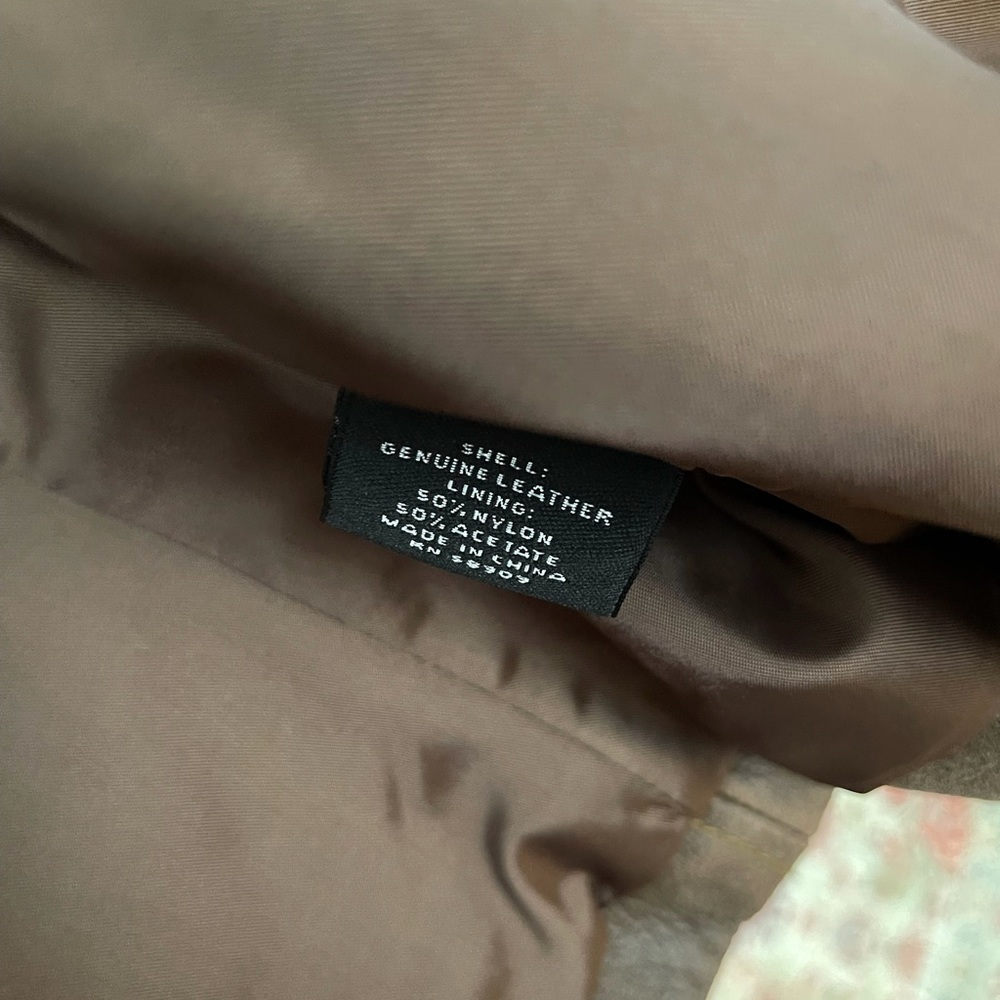 Leather jacket - Picture 4 of 4